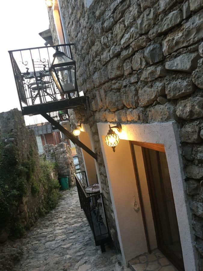 Guest House Alea Ulcinj Exterior foto